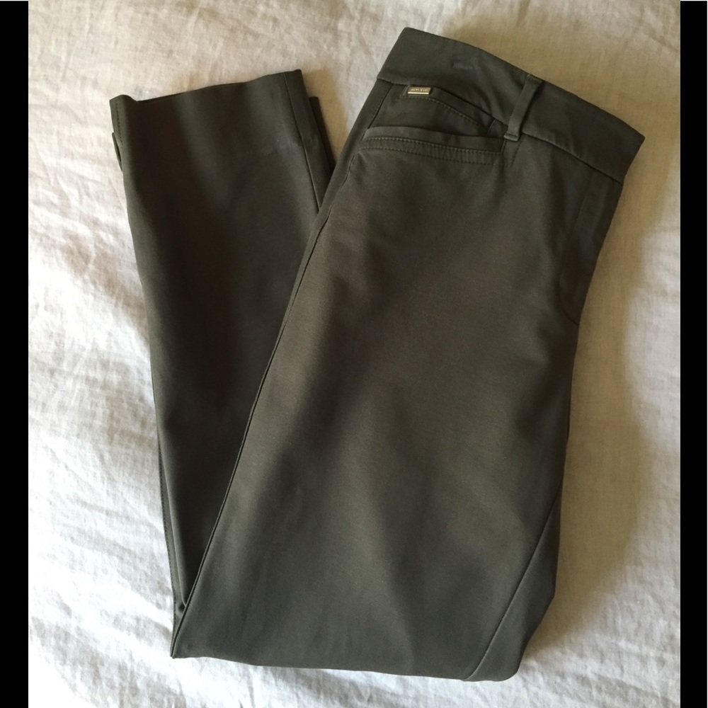 WHBM "The Slim Ankle" Olive Pants